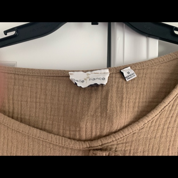 Two women’s tops never worn - Picture 5 of 7